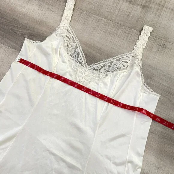 White Vintage Vanity Fair Slip Dress - Picture 5 of 10
